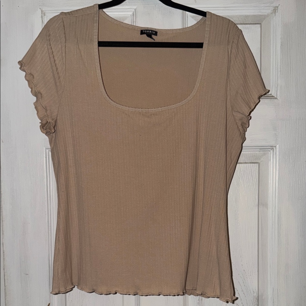 torrid Beige Scoop Neck Short Sleeve Top